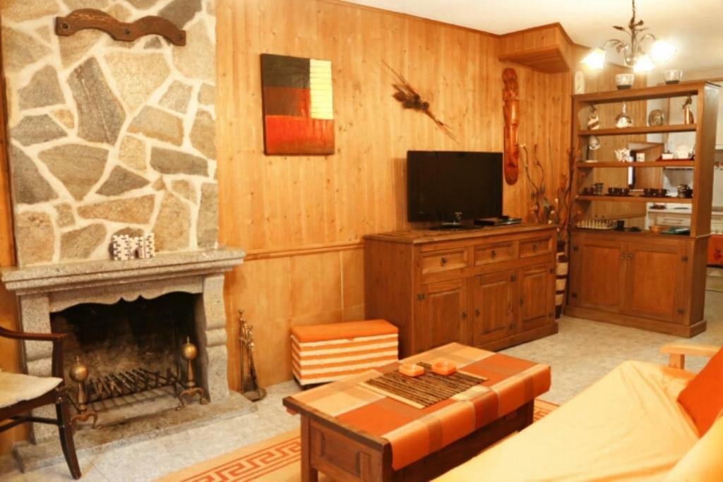 نافالوينغا Casa Rural Los 2 Yugos المظهر الخارجي الصورة